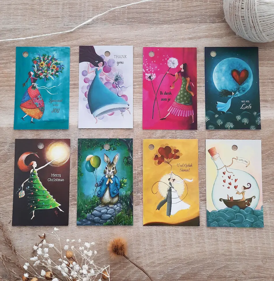 Set van 8 kleurrijke cadeaulabels