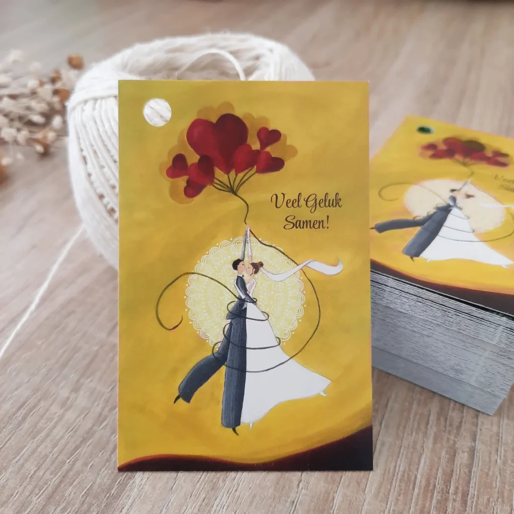Veel geluk samen cadeaulabel van pas getrouwd koppel die een touw vasthouden van harten ballonnen